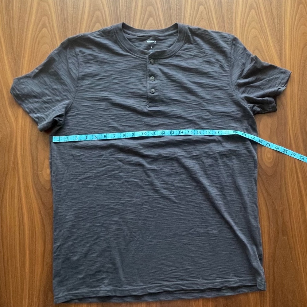 Like new. Set of 2 Sonoma Heathered Olive green & Grey 3 Button Henley- Men's L - Picture 11 of 11